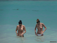 Beach voyeur,  topless,  big tits pic