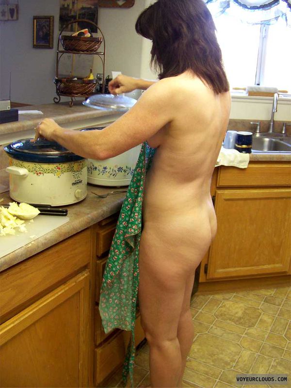 nude wife, wife ass, mom, kitchen, asses, exhibitionist