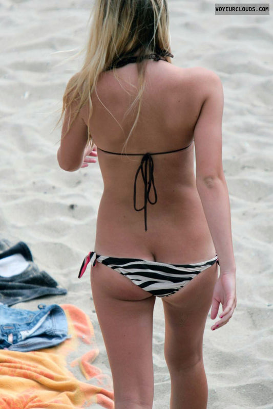 beach voyeur, bikini, ass crack, sexy ass, blonde
