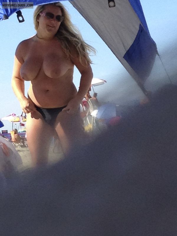 topless wife, beach voyeur, big tits, blonde, beach tits