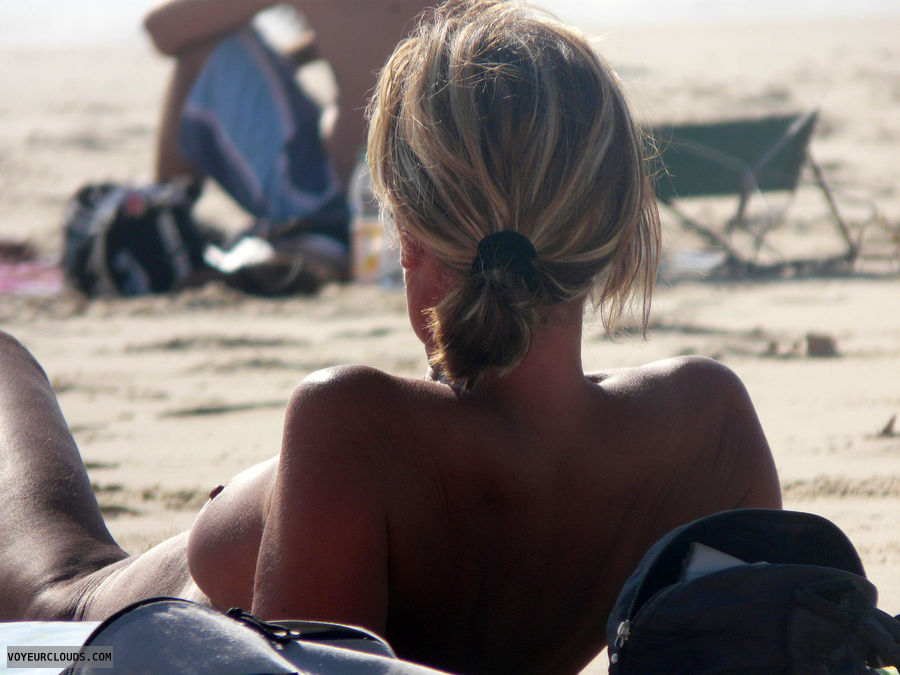 beach voyeur, big boobs, beach tits, blonde, beach spy