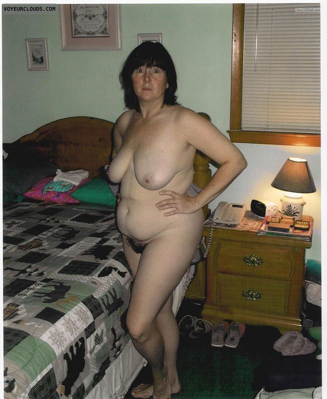 full nude, standing, medium tits