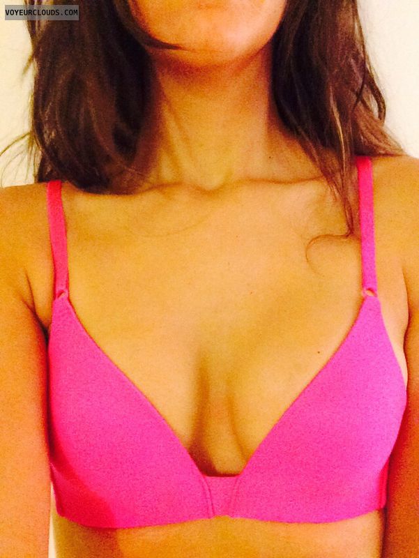pink bra, deep cleavage, small tits, small boobs, selfie