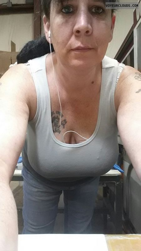 selfie, cleveage, down blouse, tits, tattoo