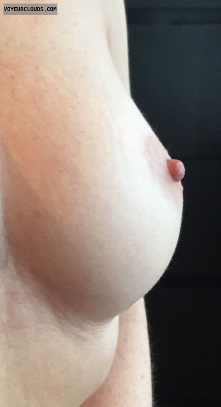 medium boob, erect nipple, firm tit, natural boob