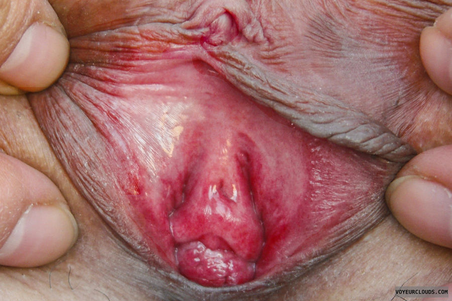 gaping pussy, wide open, close up
