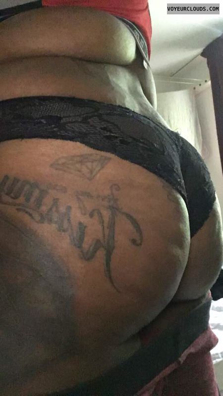 round ass, round butt, lace panties, tattoos