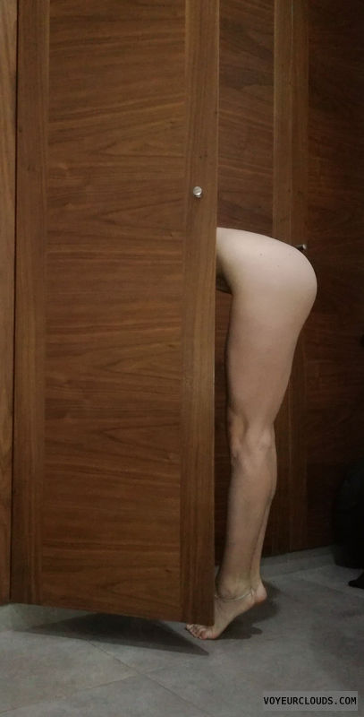 Nude,  long legs