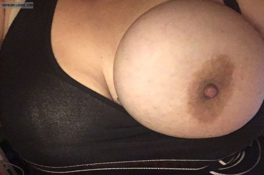 big tit, big boob, hard nipple, tit out, braless