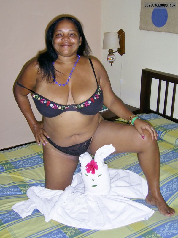 lingerie, big boobs, bbw, Mulata, legs, hotel room
