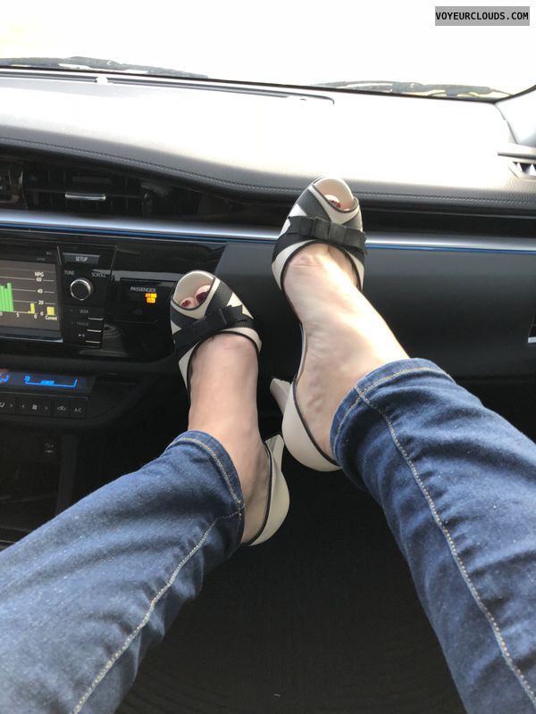 Sexy heels, Sexy feet, sexy arches, car heels, foot porn