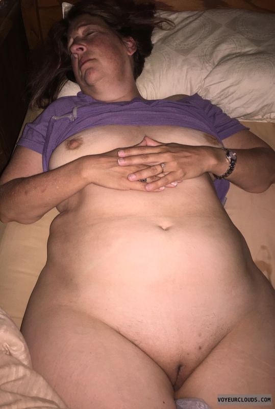Full frontal, Naked wife, Big hips, Small boobs, Okay