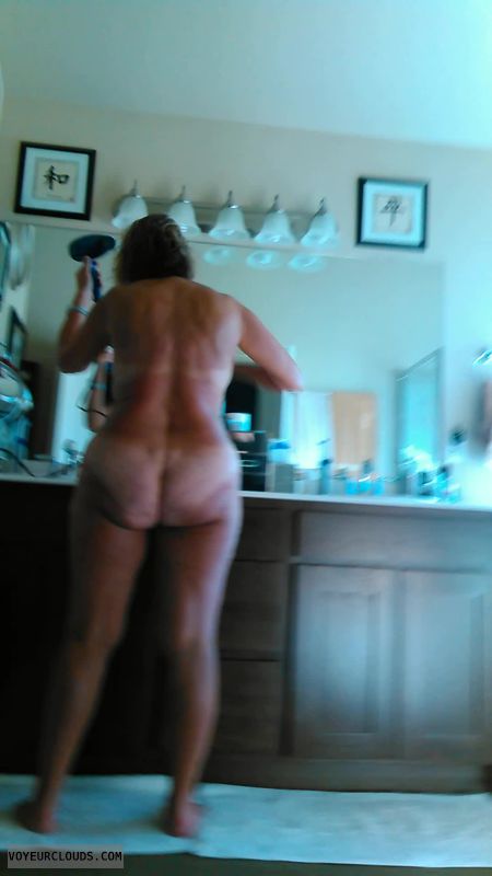Mom Butt Nude