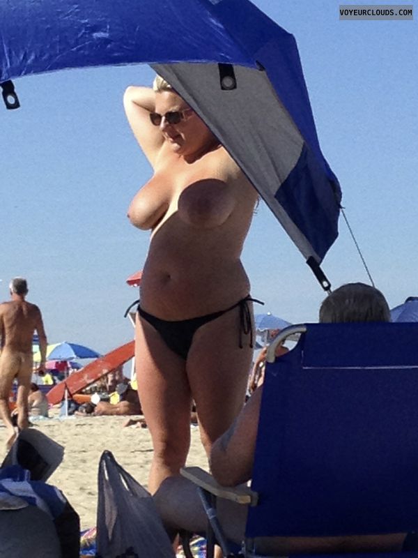 public, nude, beach, tits, nipples, breasts, thighs