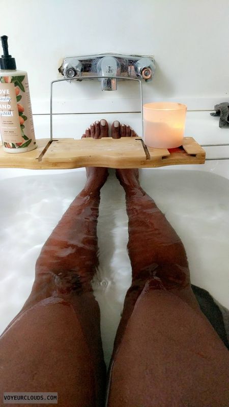 #legs, Bath