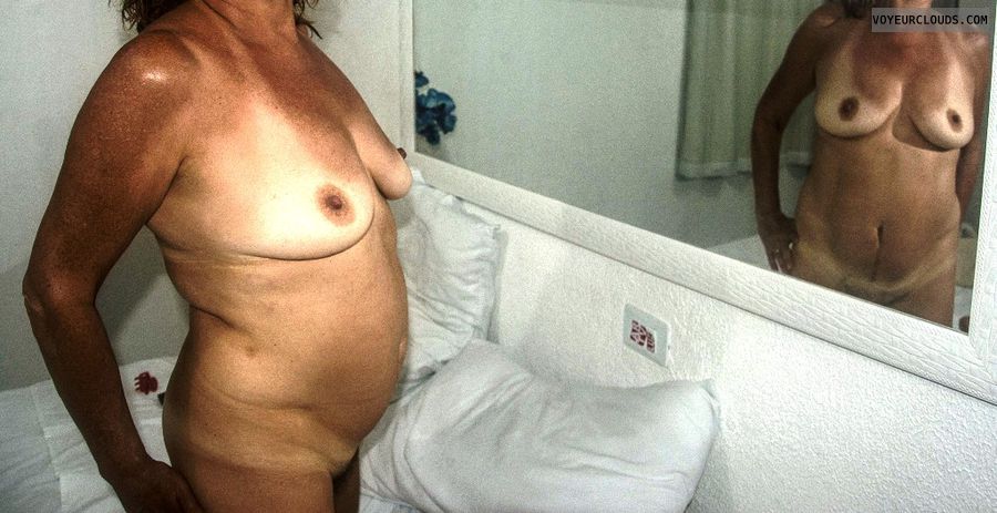tits, pussy, nude wife, voyeur photos